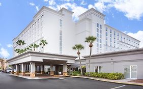 Holiday Inn Across From Universal Orlando